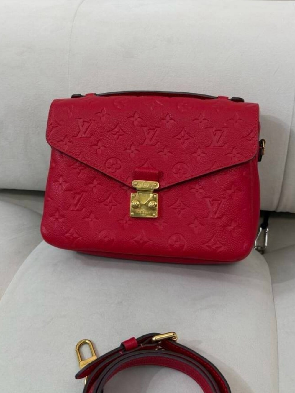 Louis Vuitton Red Empreinte Leather Pochette Metis Bag